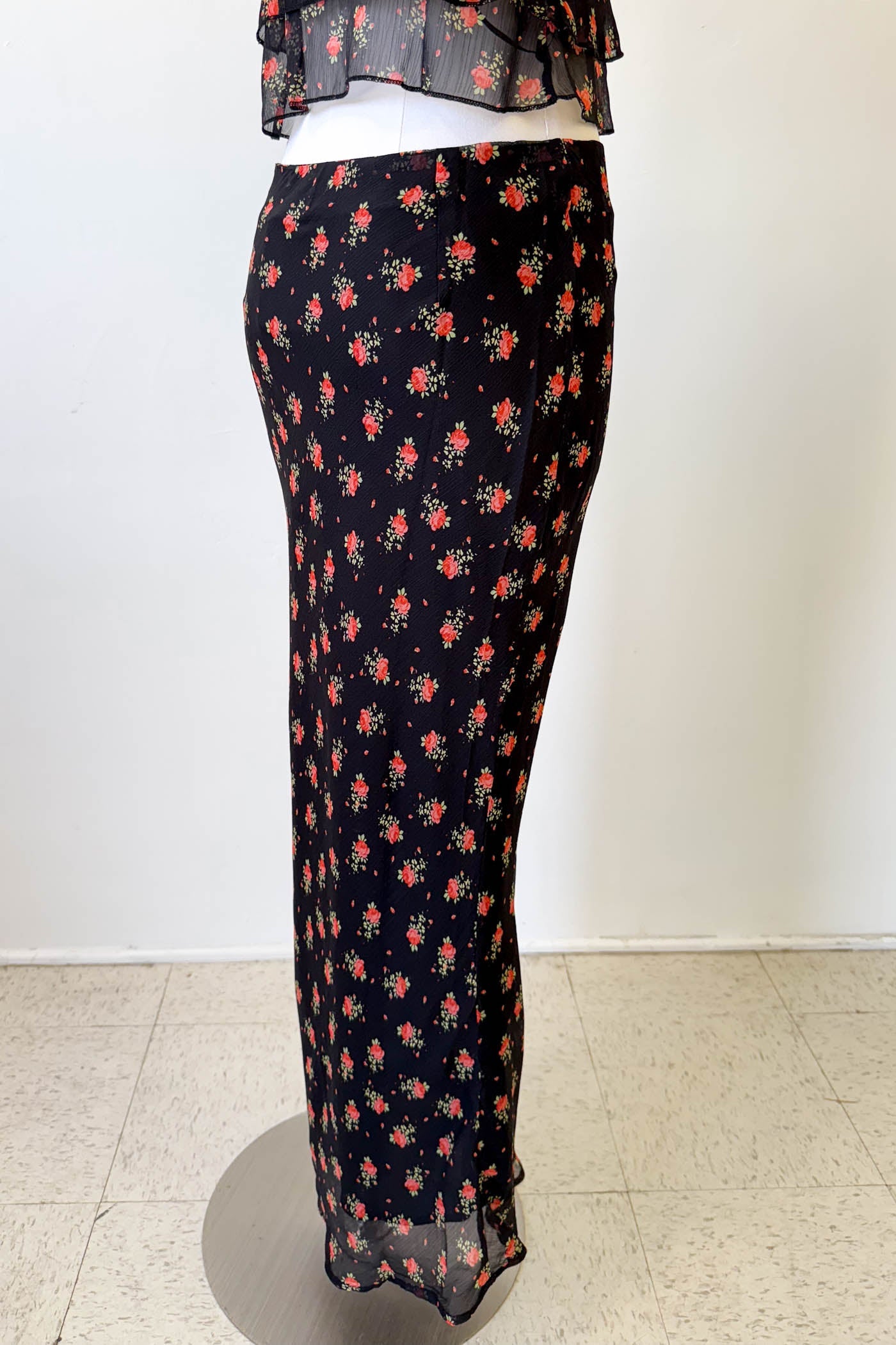 Stretch Lace Maxi Skirt