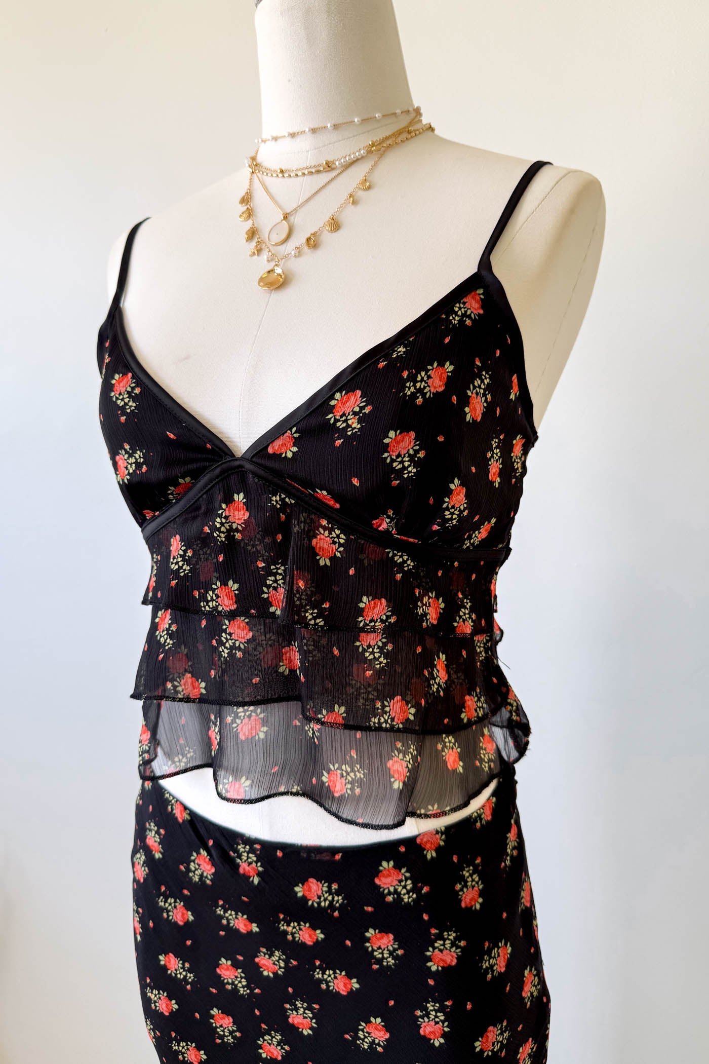 Floral Stretch Lace Cami Top